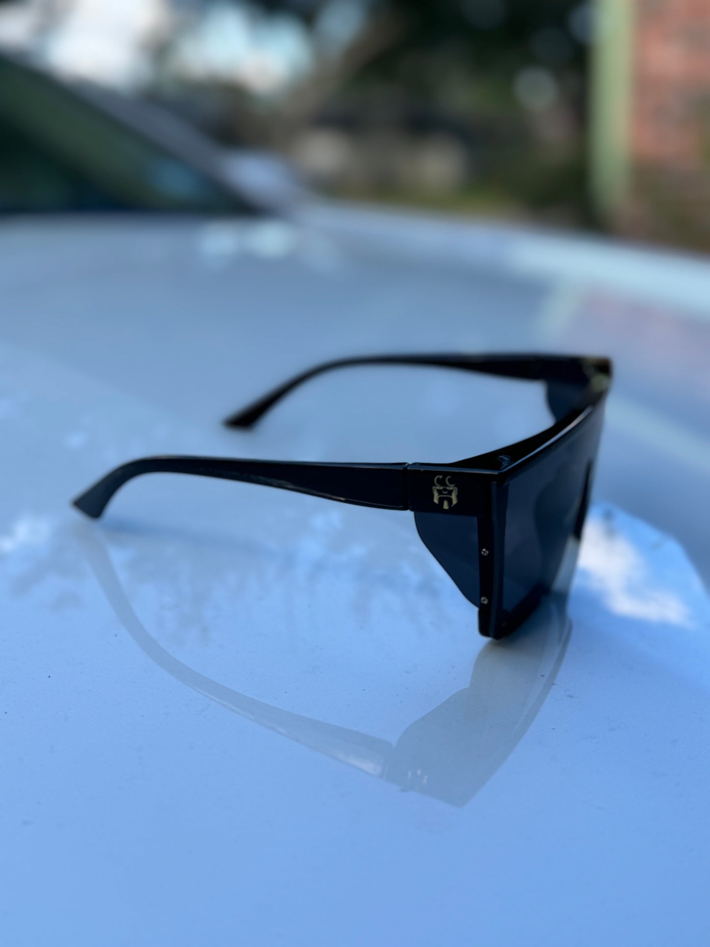 Smoke black hellboy sunglasses limit edition