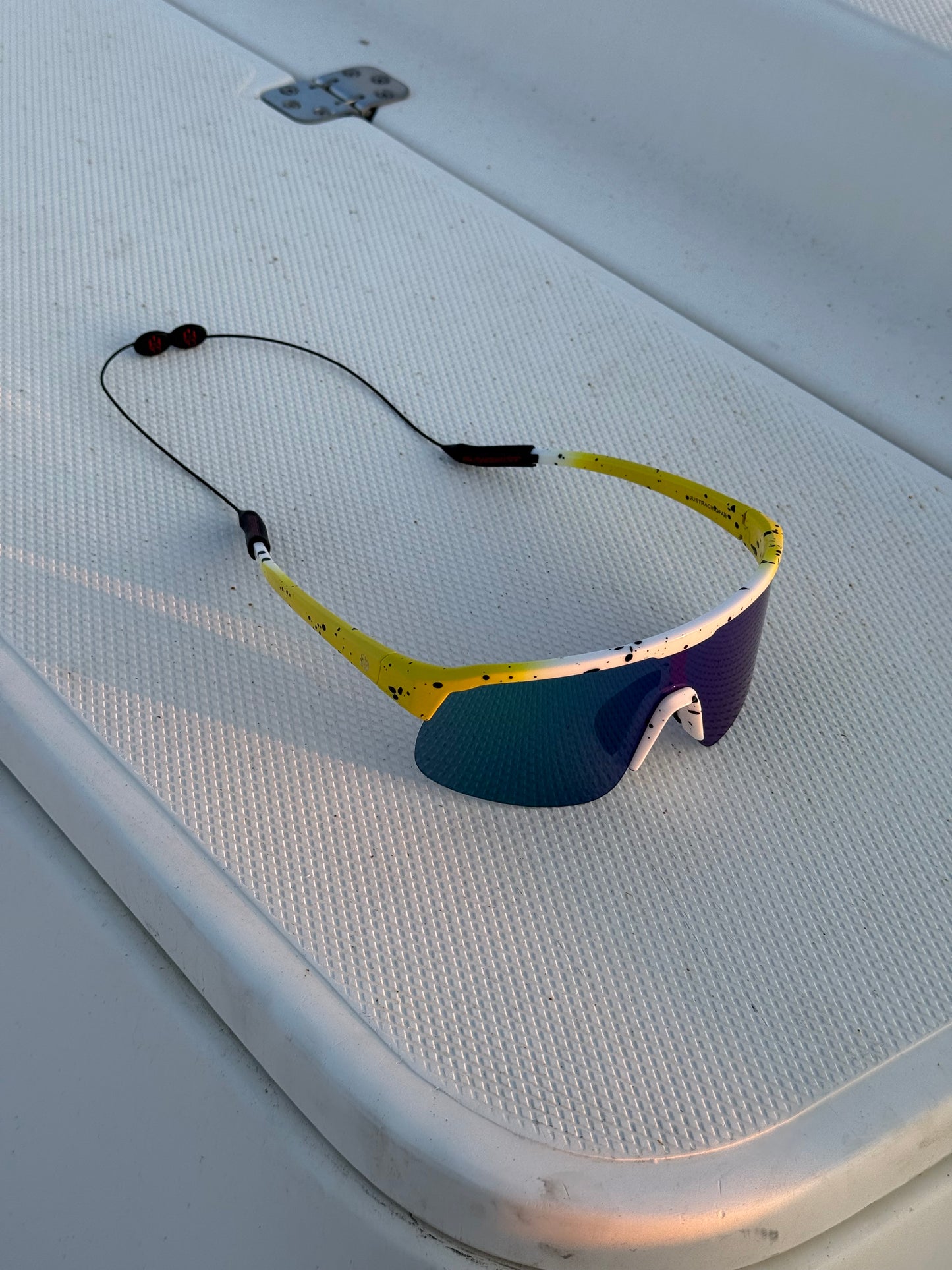 Sport fishing glasses